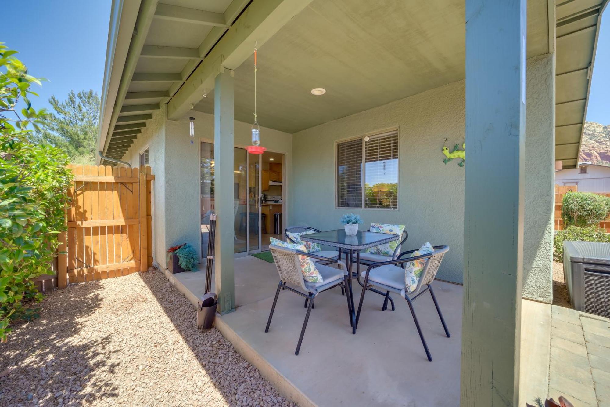 Red Rock Retreat With Patio 3 Mi To Downtown Sedona Villa ภายนอก รูปภาพ